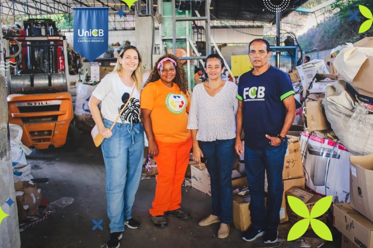 Read more about the article ♻️ O UniCB promoveu uma visita à ASCCOR (Associação de Catadores Colatinense de Materiais Recicláveis).