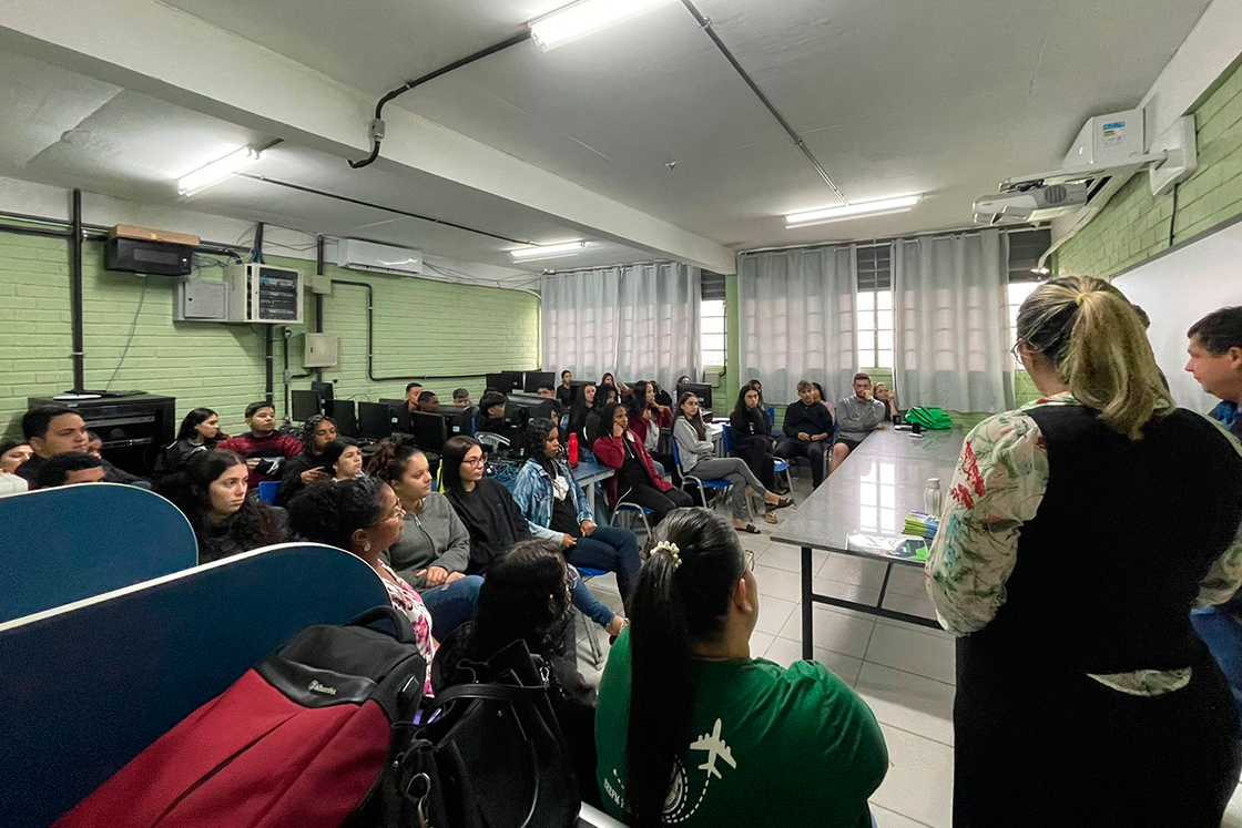 Você está visualizando atualmente UNICB Promove Palestra  para Alunos do 3º Ano da EEEFM Pastor Antônio Nunes de Carvalho em Alto Rio Novo