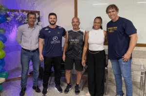 Leia mais sobre o artigo Educação Física: Conhecimento e Inspiração com Grandes Nomes da Área 🧠💬
