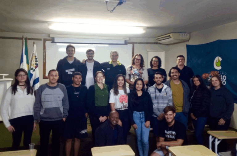 Leia mais sobre o artigo Seminário Integrador UniCB destaca produtividade em pequenos negócios